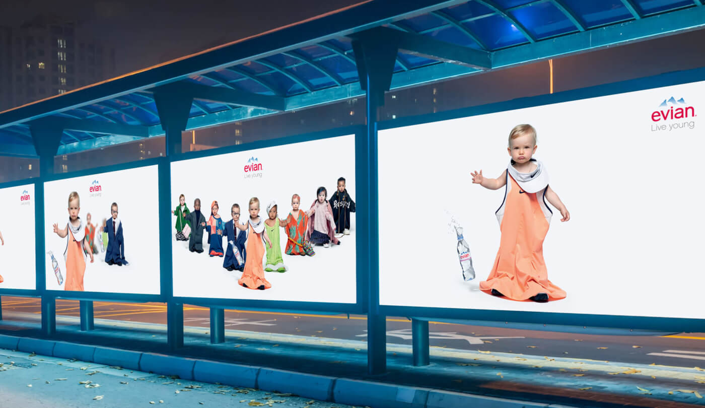 E-Boards zur „Live young“-Kamapgne von Evian