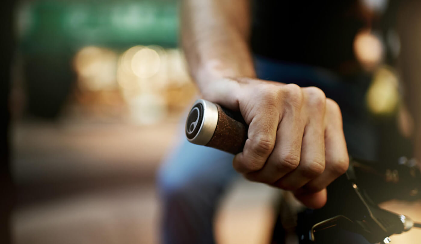 Hand an Ergon Fahrradlenker